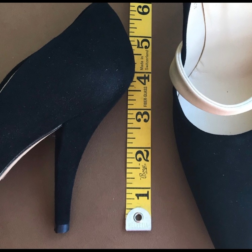 Kenneth Cole New York Black Heels Size 7 - Picture 7 of 7